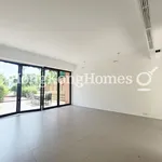 Rent 3 bedroom apartment of 190 m² in Stanley