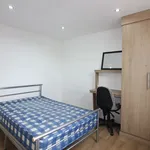 Rent 5 bedroom apartment in Preston