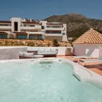 Penthouse for short term rent in Balcones del Lago, Istan