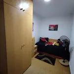 Rent 3 bedroom apartment in Barcelona