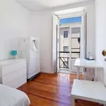 Rent a room in lisbon