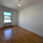 Rent 4 bedroom flat in London