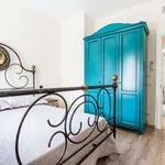 Rent a room of 80 m² in rome