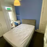 Rent 6 bedroom flat in Wales