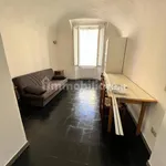 Affitto 2 camera appartamento di 75 m² in Piacenza