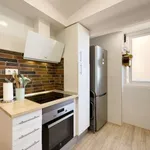 Rent 3 bedroom apartment in barcelona