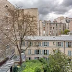 Appartement de 743 m² avec 2 chambre(s) en location à Paris