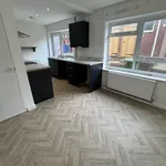 Rent 3 bedroom apartment in Wales