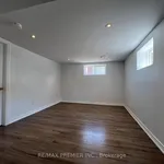 Maison de 753 m² avec 2 chambre(s) en location à Toronto (Maple Leaf)