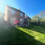 Rent 4 bedroom house in East Staffordshire