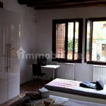 Rent 2 bedroom apartment of 70 m² in Venice