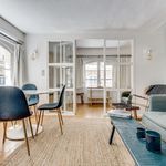 Rent 1 bedroom apartment of 500 m² in Paris