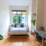 Rent 9 bedroom student apartment in Petersham