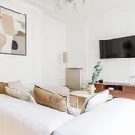 Rent 3 bedroom apartment of 1615 m² in Paris