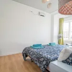 Rent 4 bedroom house in Lisbon