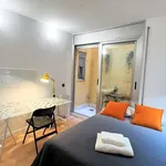 Rent a room of 100 m² in barcelona