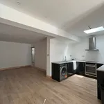 Rent 4 bedroom house in West Midlands