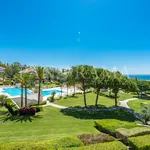 Rent 2 bedroom apartment of 169 m² in Marbella