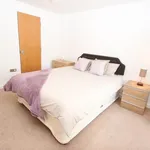 Rent 2 bedroom flat in Gateshead