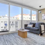 Rent 1 bedroom apartment of 485 m² in Lisbon