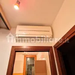 Rent 4 bedroom apartment of 95 m² in Venice