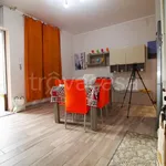 Affitto 3 camera casa di 80 m² in Campofelice di Roccella