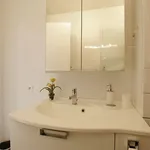 Appartement de 431 m² avec 1 chambre(s) en location à Paris