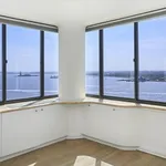 Rent 5 bedroom apartment of 295 m² in New York City