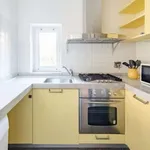 Rent 2 bedroom apartment in genoa