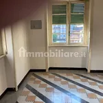 Affitto 3 camera appartamento di 126 m² in Bergamo