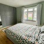 Rent 3 bedroom flat in East Of England