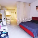 Rent 1 bedroom apartment of 45 m² in Roma