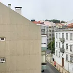 Rent 3 bedroom apartment in lisbon