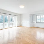 Pronájem domu 610m² s pozemkem 747m²