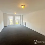 Rent 2 bedroom flat in Glasgow