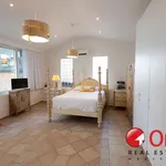 Rent 3 bedroom apartment of 123 m² in Παλαιό Φάληρο