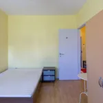 Rent 3 bedroom apartment in Porto