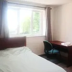 Rent 8 bedroom house in Kirklees