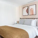 Rent 2 bedroom apartment of 45 m² in Lisbon