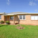 Rent 4 bedroom house in Mudgee