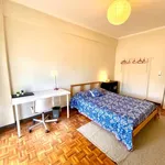 Rent a room in lisbon