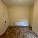 Rent 4 bedroom house in Salford