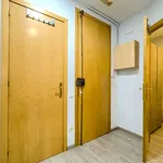 Rent 3 bedroom apartment of 60 m² in barcelona