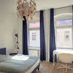 Rent a room of 80 m² in Berlin