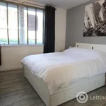 Rent 2 bedroom flat in Aberdeen