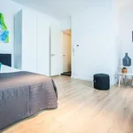 Huur 2 slaapkamer appartement van 20 m² in Langgewenstbuurt