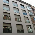 Rent 1 bedroom apartment of 30 m² in Madrid']