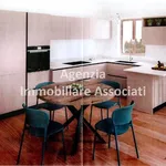 Rent 5 bedroom house of 238 m² in Bassano del Grappa