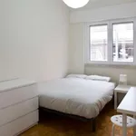 Rent a room in lisbon