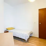 Rent a room in lisbon